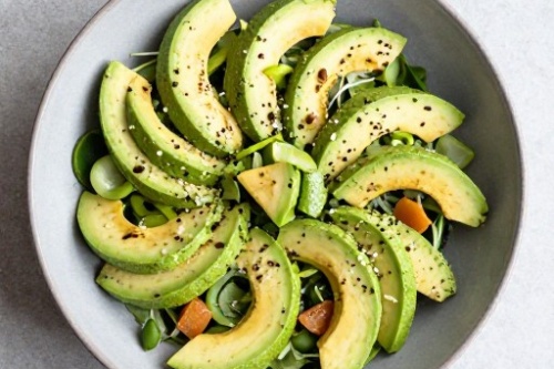 Фото Легкие и вкусные блюда: 6 рецептов салатов с лососем №2