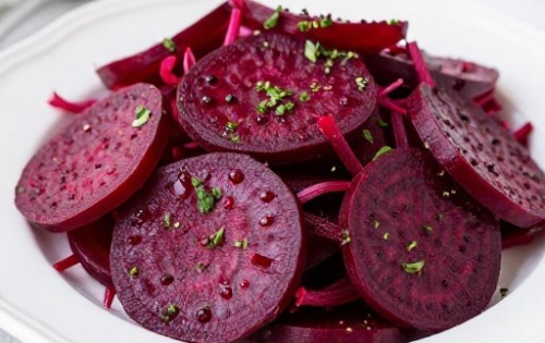 Фото Рецепты блюд из отварной свеклы: полезно и очень вкусно №3