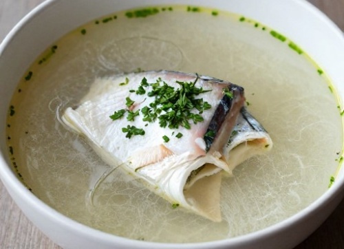 Фото Уха из лососевых: готовим вкусный домашний суп №4 Фото Уха из лососевых: готовим вкусный домашний суп №4